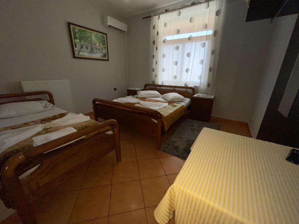 Kt Qato Hotel Bogove Luaran gambar